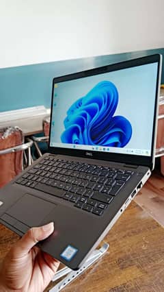 Dell 5300 i5 8th Gen Touch Laptop  16/256GB ° Fingerprint ° Face Lock
