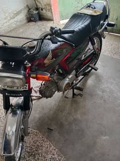 22 MODEL CD 70 honda