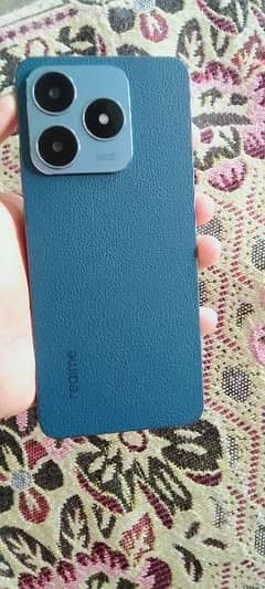 Realme C63