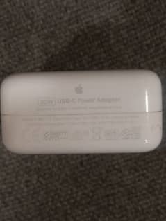 Apple MacBook 30W Type-C adapter