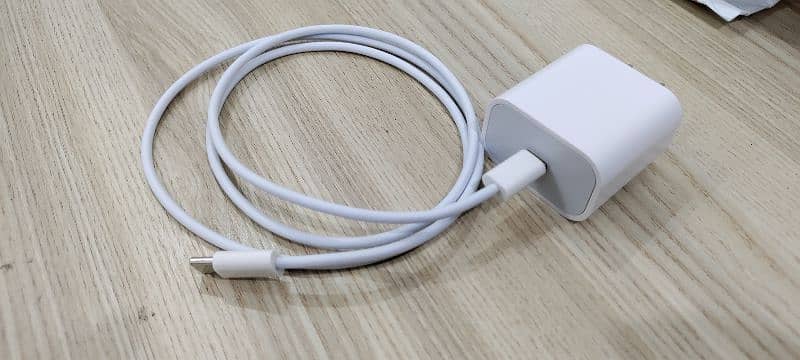 Iphone 14 pro max 20w charger with cable 100% original 2