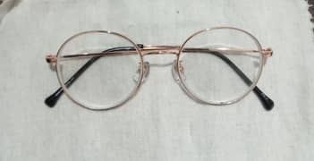 Titanium golden glasses frame in 1500.