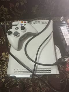 xbox 360 with 80 games installed 10/10