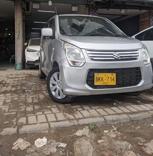 Suzuki Wagon R 2014 1