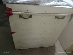 storage trunk (peti)