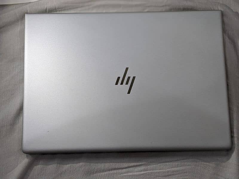 Hp 840 G5 elite book laptop 8gb ram 256gb ssd 6