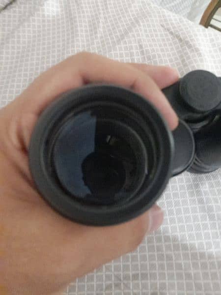 binoculars 4