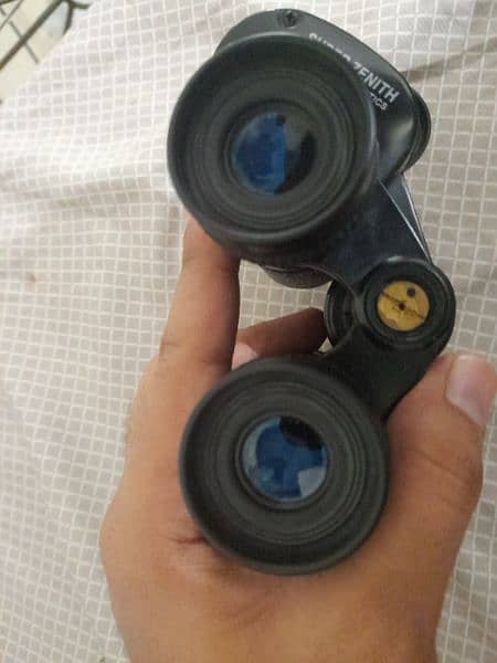 binoculars 5