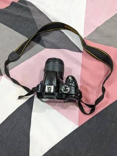 Nikon D3300 10/10 Condition For Sale