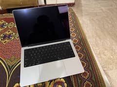 macbook m1 pro chip 16/512 full clean all okay best rates