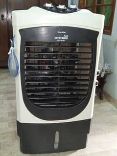 Mitsubishi air-cooler 10/10 condition