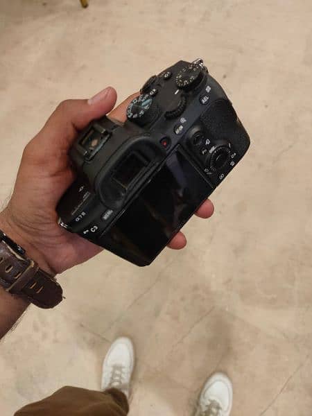 Sony A7iii body with box 3