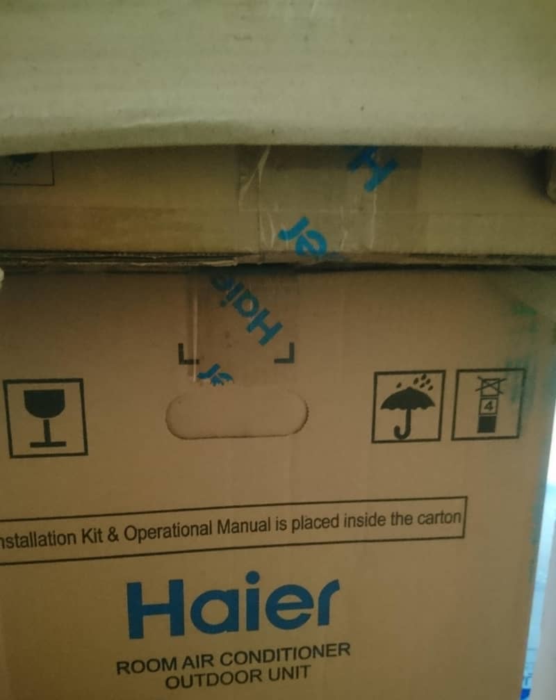 HAIER 1.5 Ton Pearl Series DC Inverter Heat & Cool Air Conditioner 2