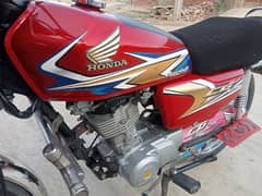 Honda 125 2020 model Punjab nmbr total genuine 10/10 head side pack ha