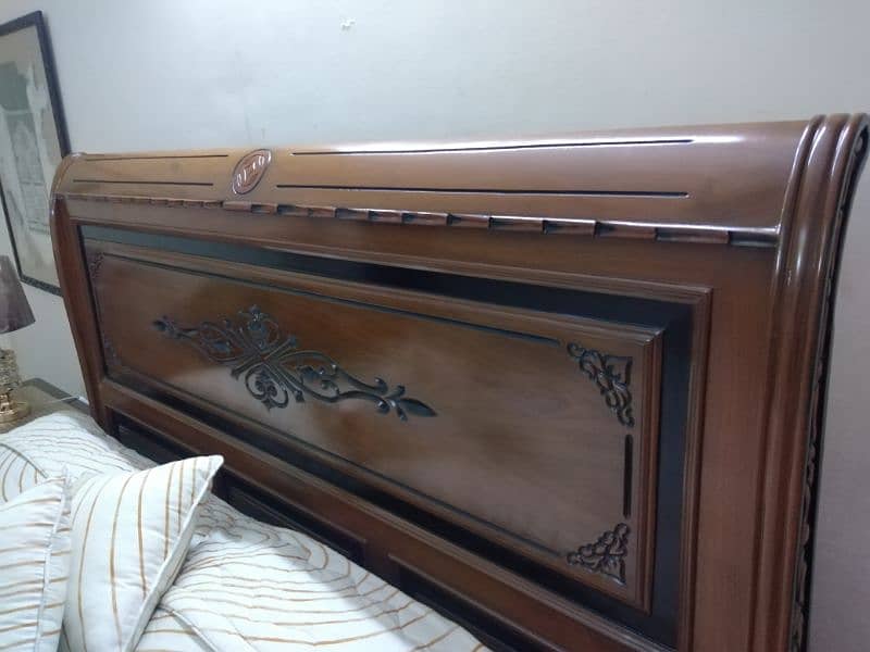 wooden bedset without mattress 1