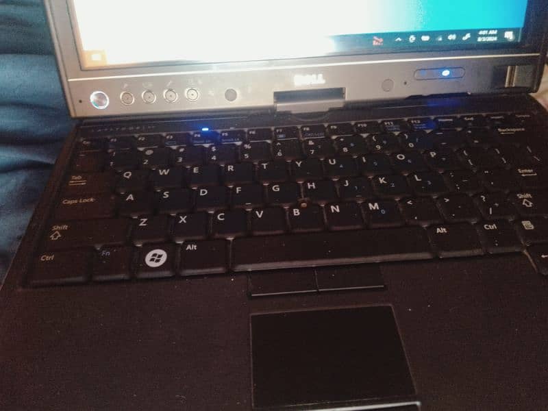 Dell latitude XT 1