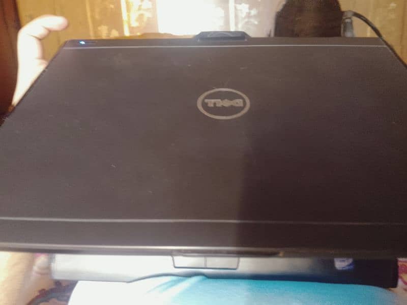 Dell latitude XT 2