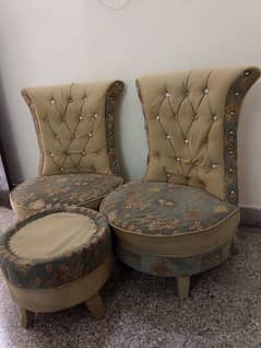 coffee chairs with center table