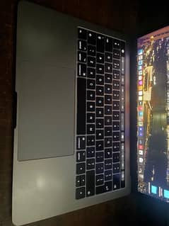 For Sale: MacBook Pro 13-inch (2017) with Four Thunderbolt 3 Ports