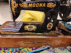 Moona Sewing machine