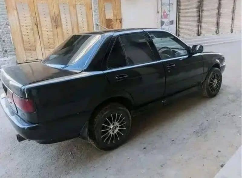 Nissan Sunny 1993 4