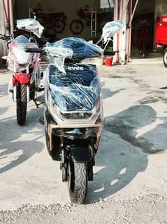 Evee electric scooty for sale urgent