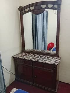 Dressing table for sale