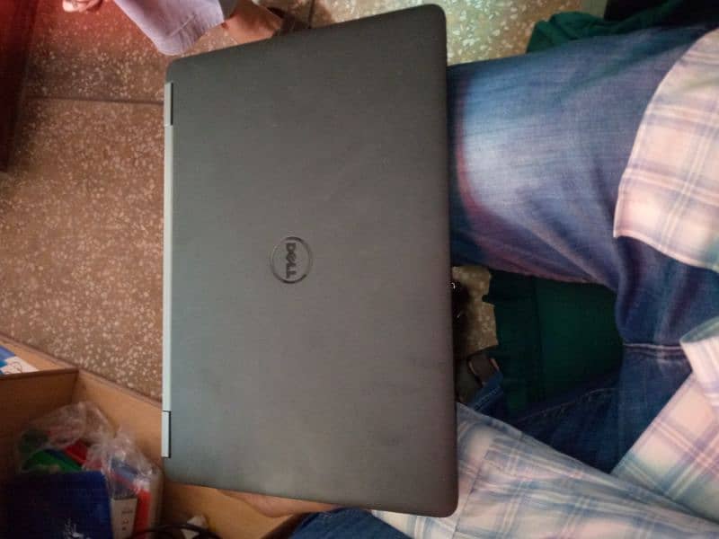 Dell latitude E7270 10/10 condition 2