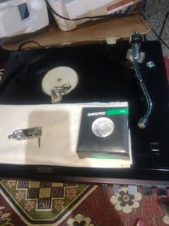 turntable & cd player, new in box  &. spool 7 inch. . . audio