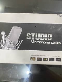 Studio Microphone - Condenser