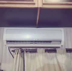 Gree 1.5 ton DC inverter AC heat and cool  best condition