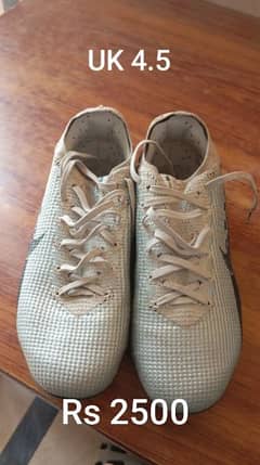 football shoe UK 4.5 used condition 10/10