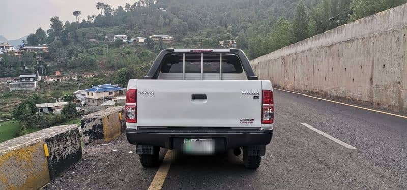 Toyota Hilux Vigo Champ2015 1