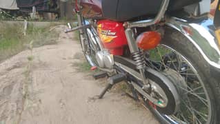 Honda 125 CG for sale model 2021 number all Punjab. WhatsAp03225910472