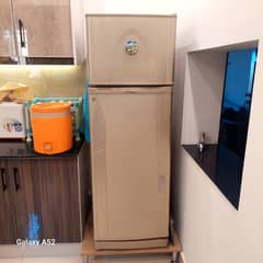 Dawlence fridge Medium size