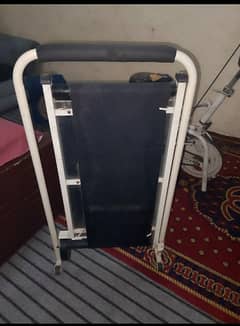 home used cycle and manual treadmill working conditions