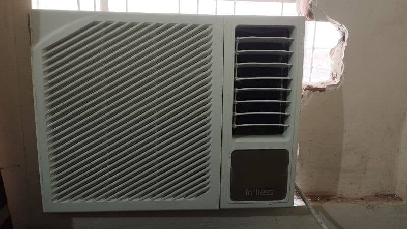 Window AC 0.75 ton 2