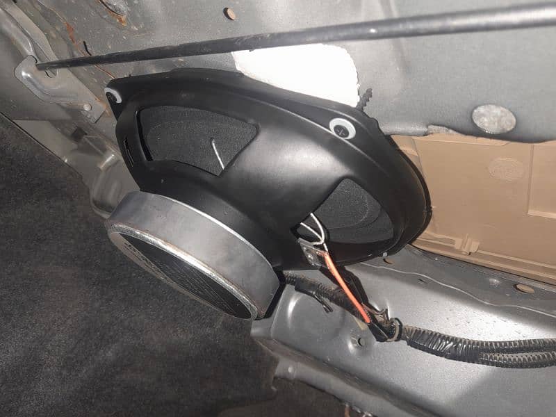 Car rear speakers 2