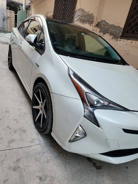 Toyota Prius 2017 8