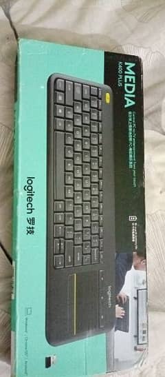 Logitech K400+ wireless keyboard