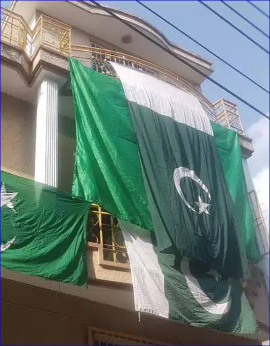 All Sizes of Pakistan Flag in Best Quality Parachute Cloth 14th August 7