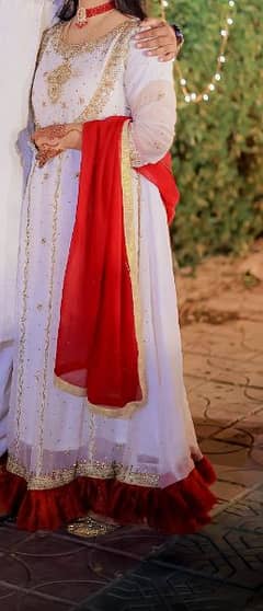 White frock with red duppata