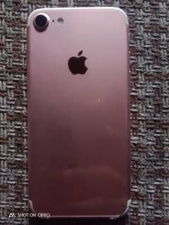 i Phone 7 non PTA WhatsApp no : 03192470461