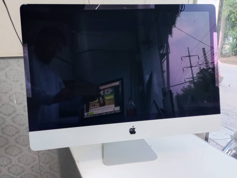 imac 2017 27" 5k ratina 4gb graphics card 5