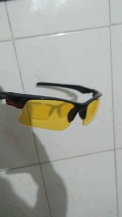 Yellow sunglasses for men