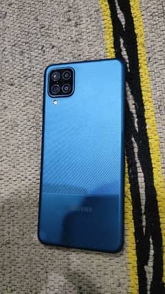 Samsung A12