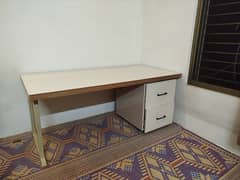 Desktop Table New with drawers