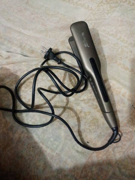 hair straightener 1