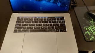 Macbook Pro 2017 | 15 inch | 16GB | 1TB SSD | Space Gray