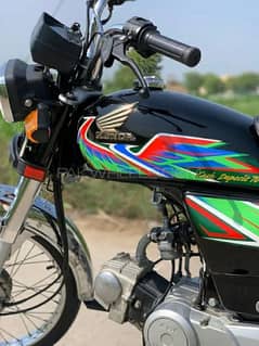 Honda CD 70 Black 2021 model